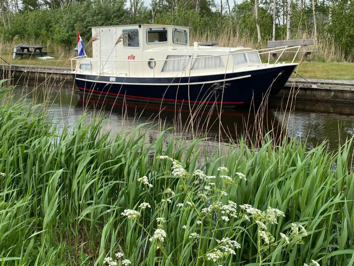 Boat Ella - Kamperen Op Het Water -Niet Om Mee Te Varen -Read Host Profile-Lees Hostprofiel Jutrijp Екстериор снимка